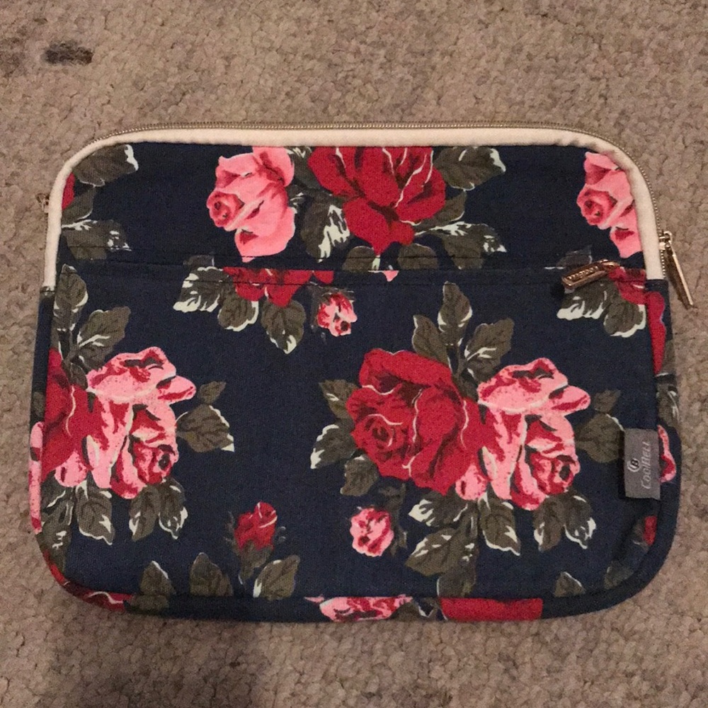 iPad Case/Holder